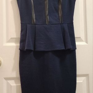 Kim Kardashian kollection dress